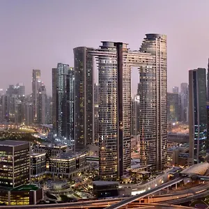 Address Sky View Hotell