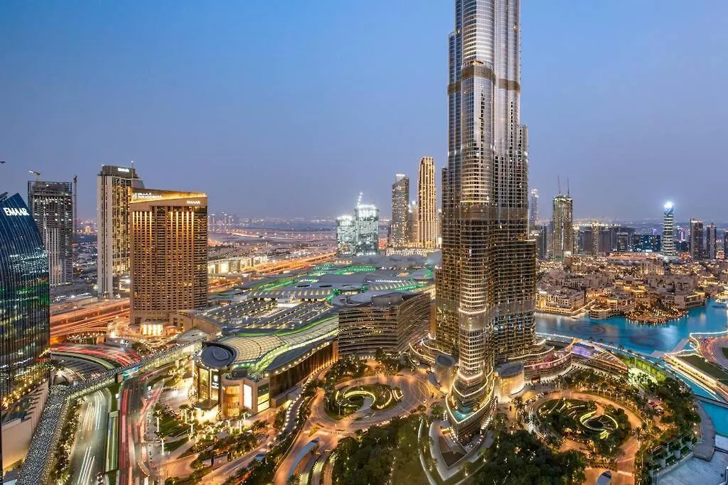 First Class 2Br With Full Burj Khalifa And Fountain View Apartment Dubai